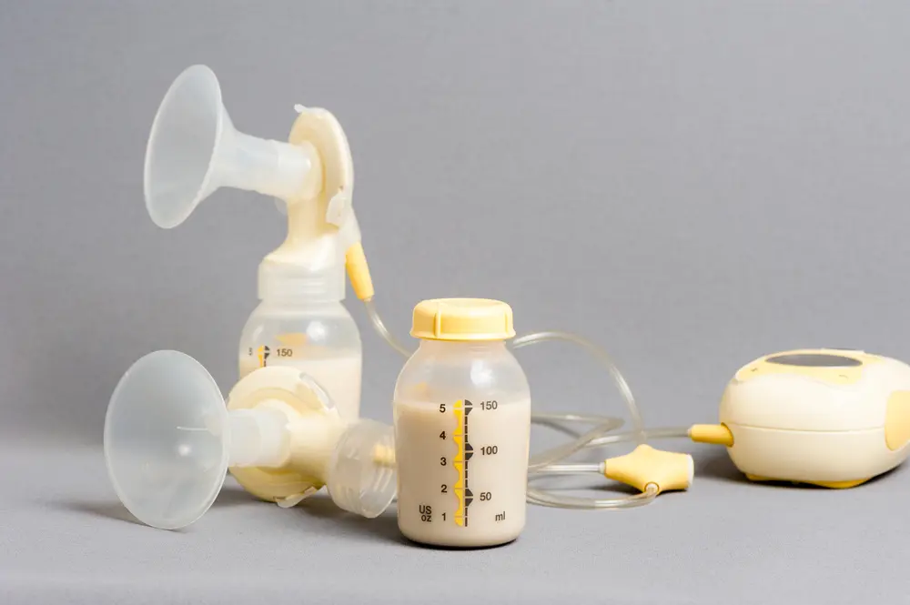 Navigating the Supply Chain: How Breast Pump Suppliers Ensure Availability