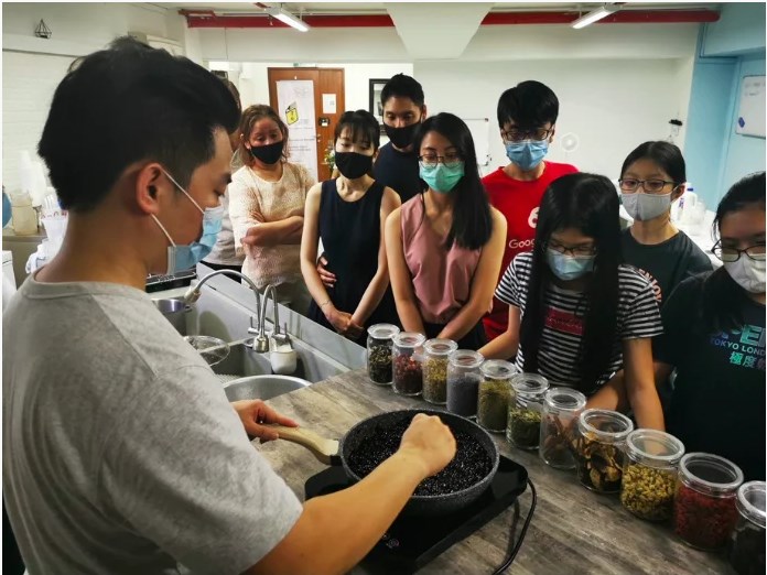 Your Skills From Cocktail Class Are Future-Proof