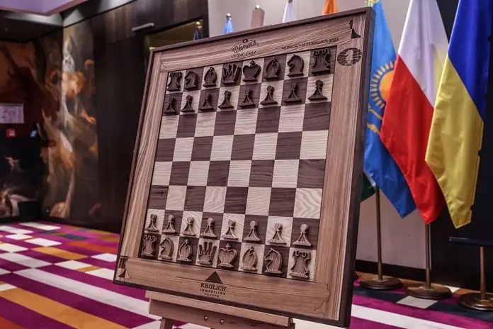 An Overview of Handmade Chessboard Set