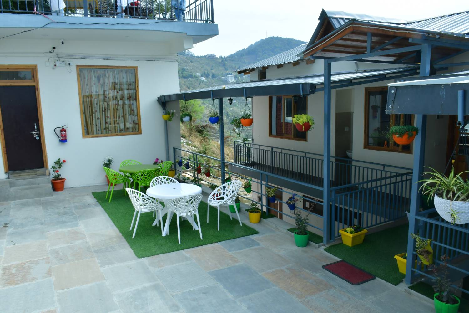 Discover the Best Homestays in Mukteshwar: A Guide to Unforgettable Stays