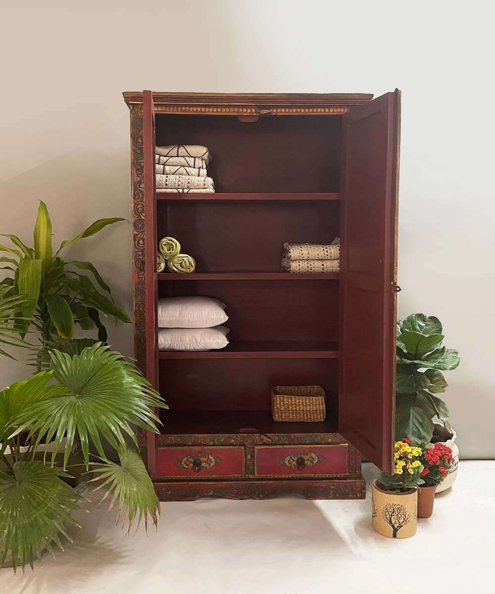 When and Where to Use a Console Tables Online?