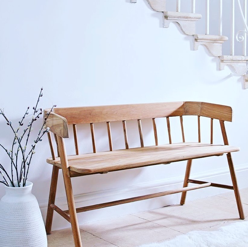 Buy Wooden Benches Online : Gives an Enhanced look