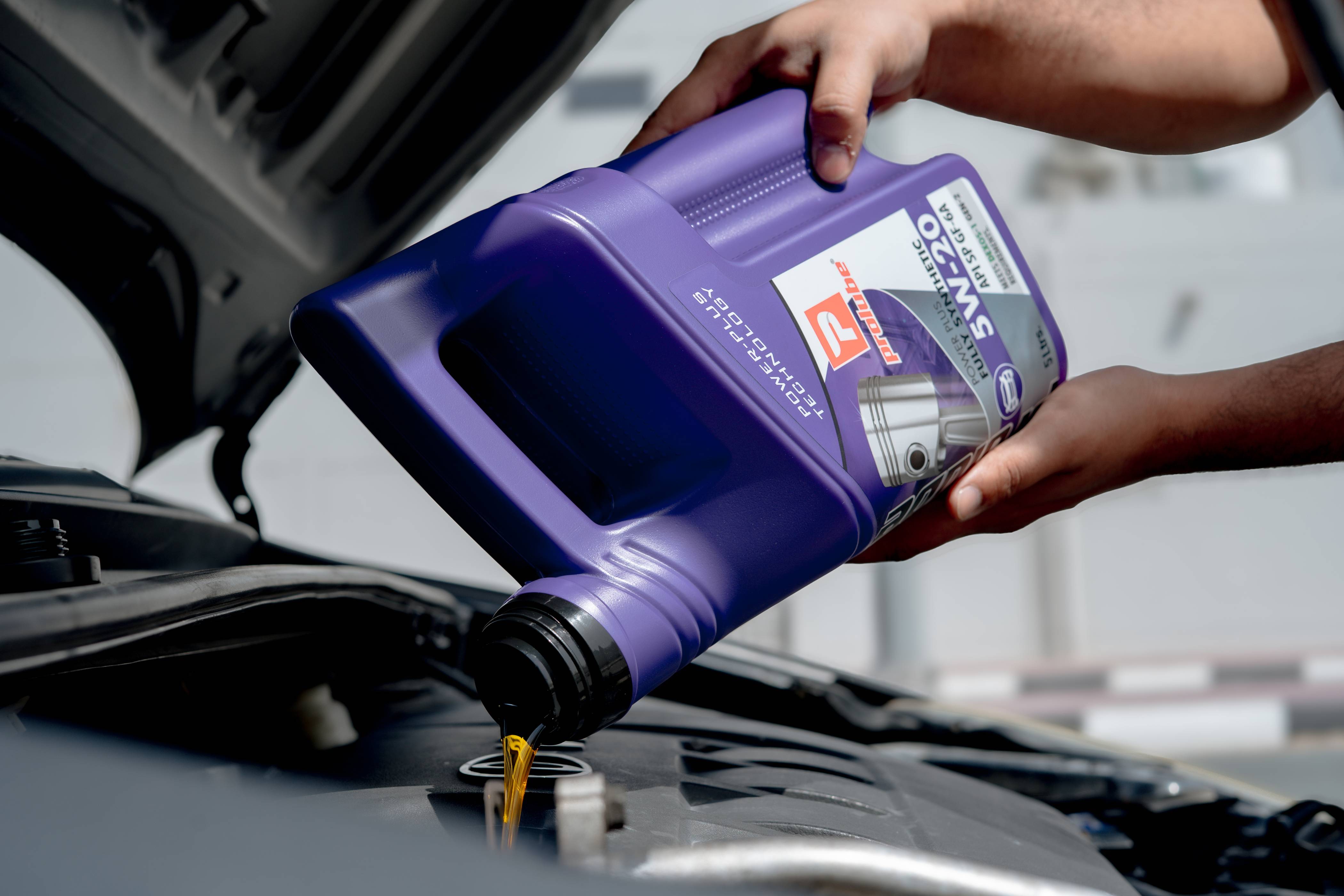 Maximize Performance with Synthetic Engine Oil and Prolube Lubricants