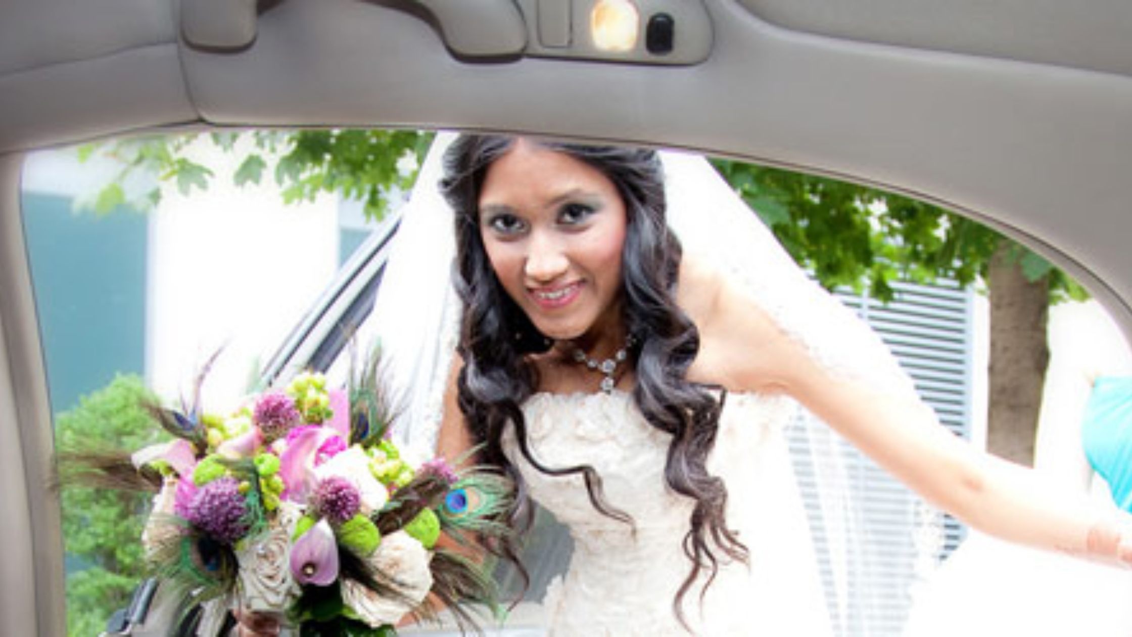 What Makes a Wedding Limo Service Stand Out in a Sea of Options?