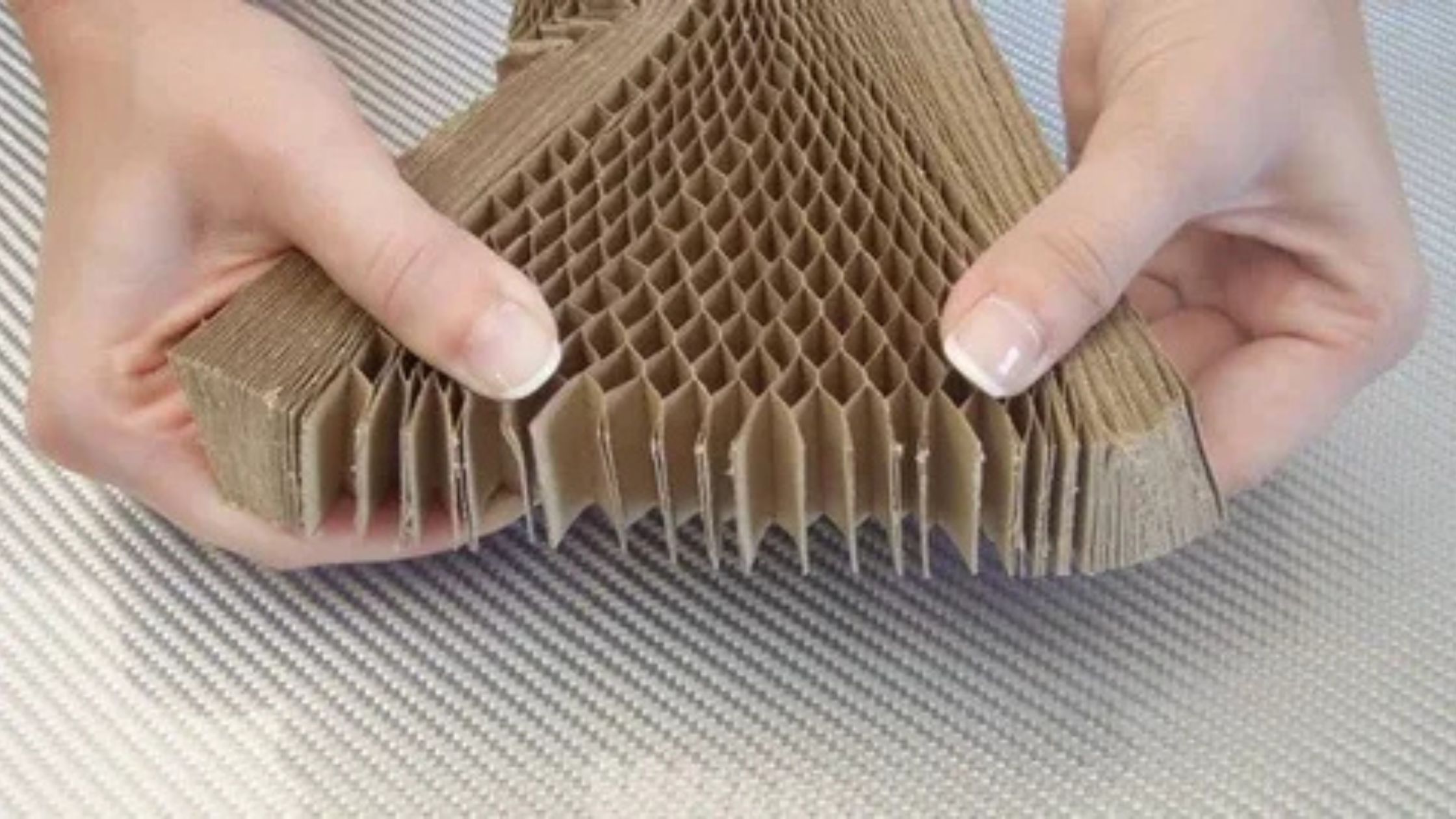 Honeycomb Packaging: A Sustainable Solution for Modern Shipping