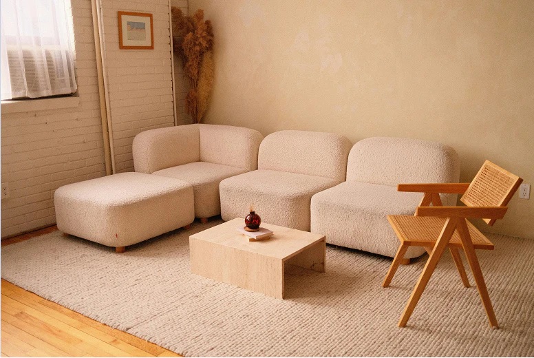 How to Buy Vintage Sofas in New York for a Unique Living Room Look