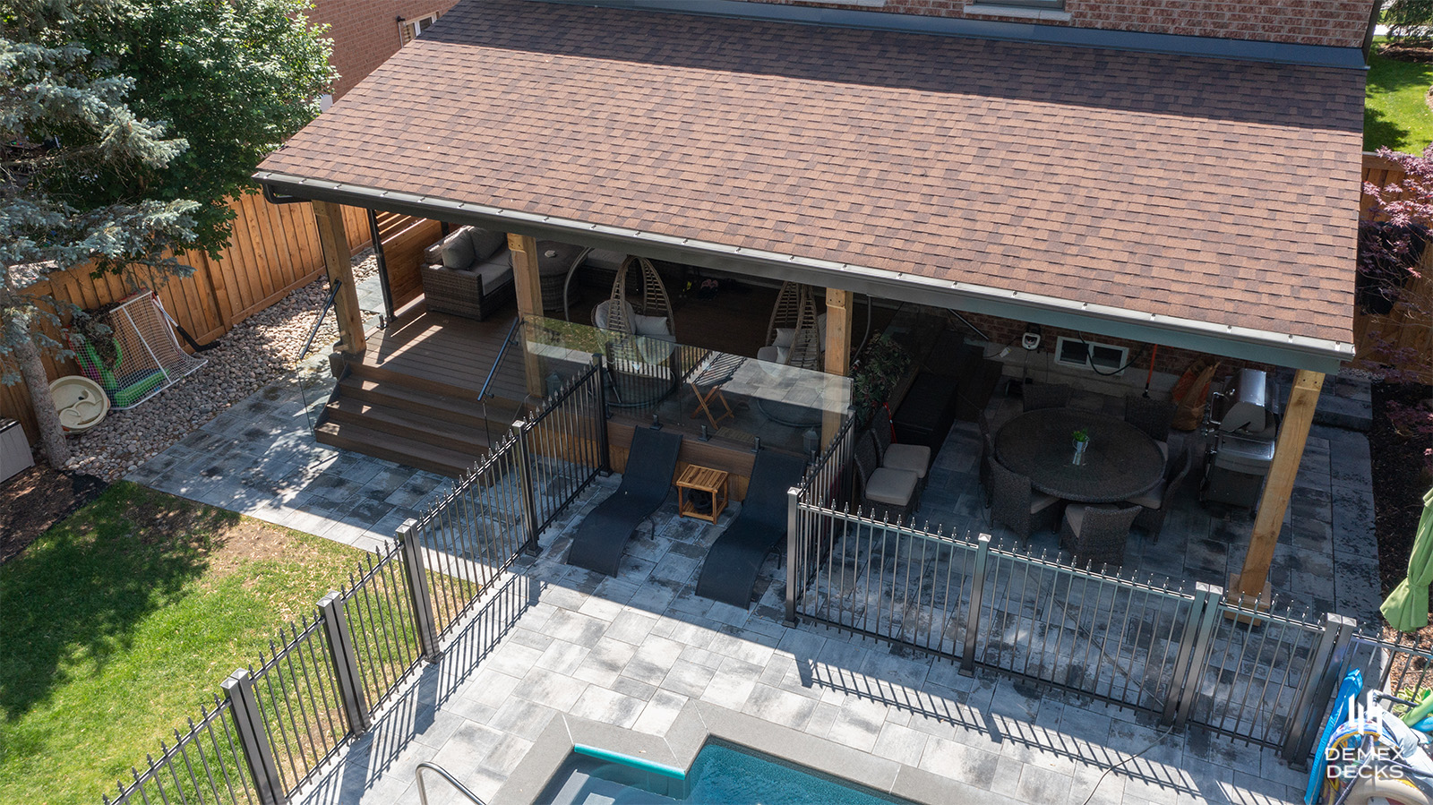 How do I build a covered deck roof?