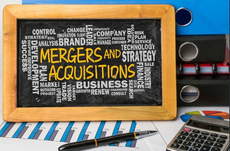 How Mergers and Acquisitions Consulting Firms Help Middle Market Companies Navigate Strategic Growth and Regulatory Challenges