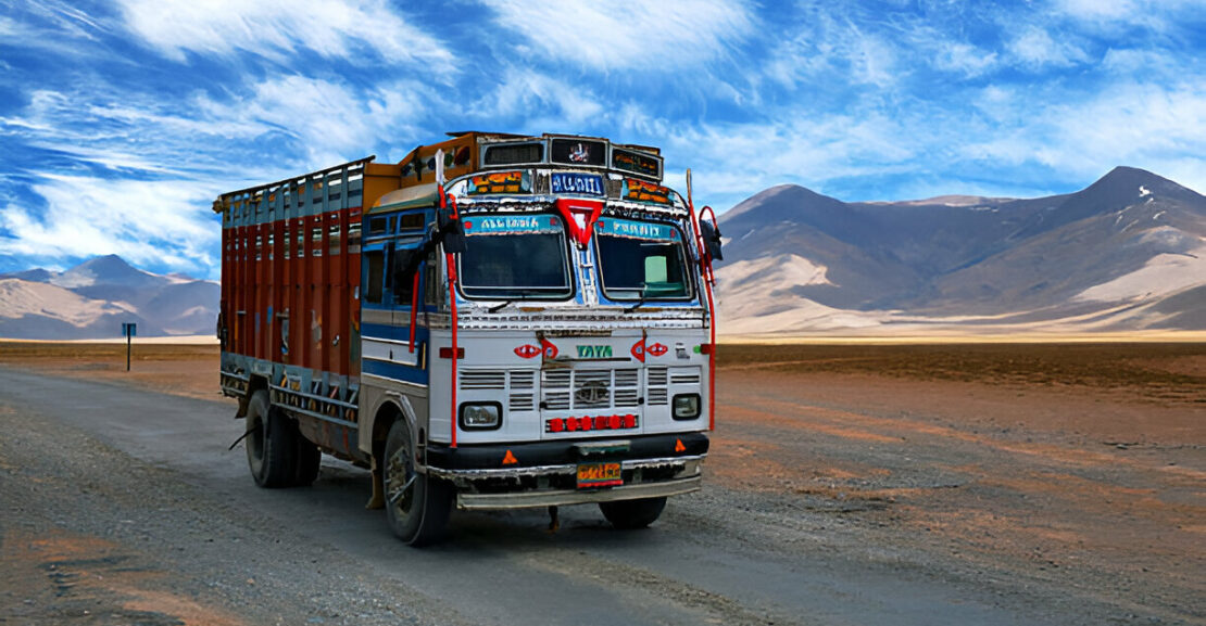 Find the Best Second Hand Truck Dealers– Verified Listings & Offers