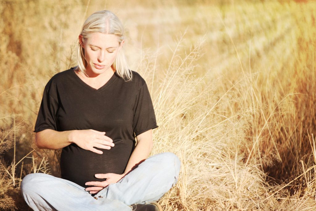 The Good, The Bad and The Ugly of Belly Belts, Maternity Belts and Pregnancy Belts