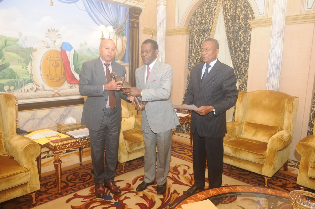 Me His Excellency the President of Equatorial Guinea.