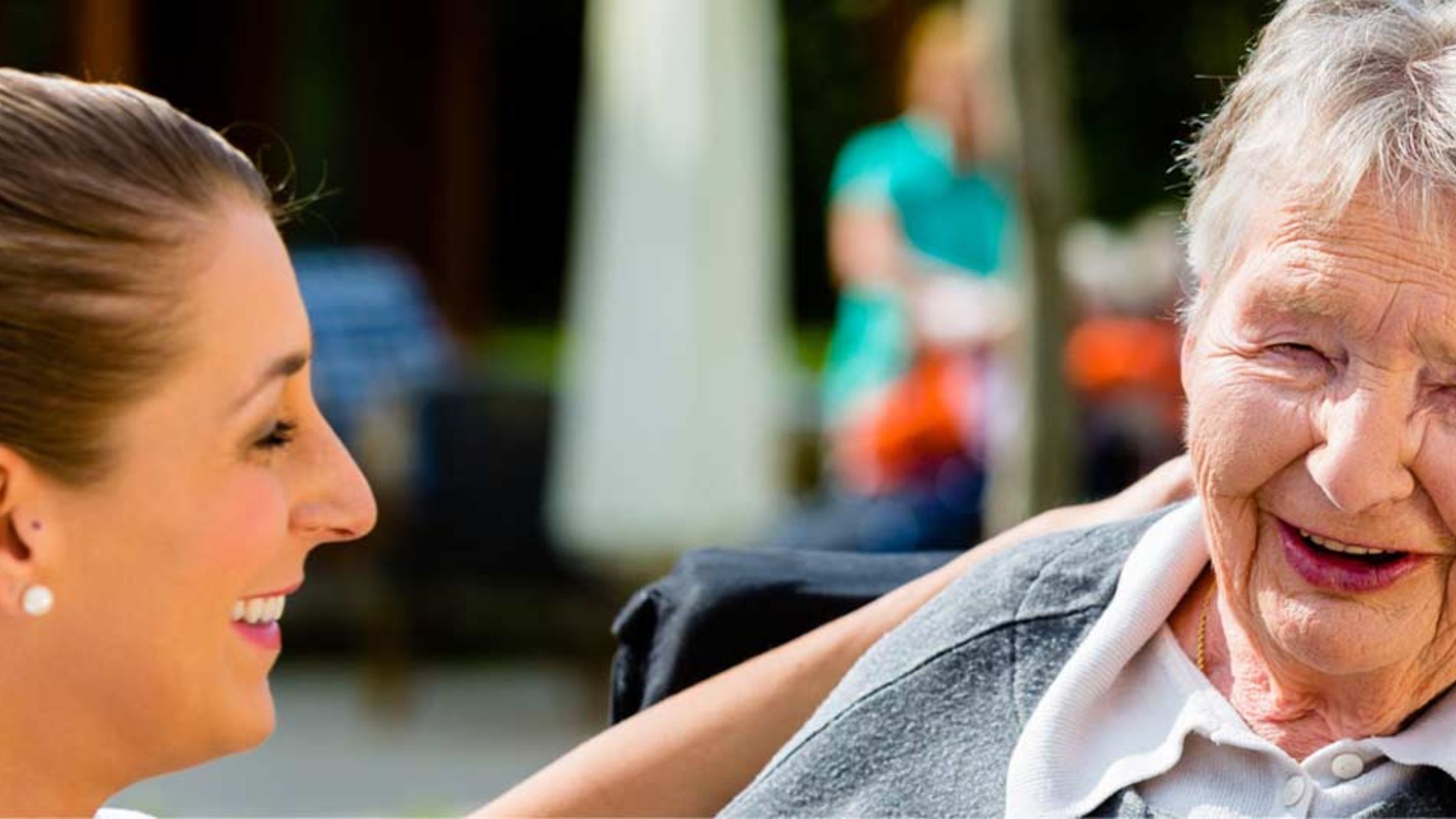 How Personal Caregivers Help with Everyday Tasks and Comfort