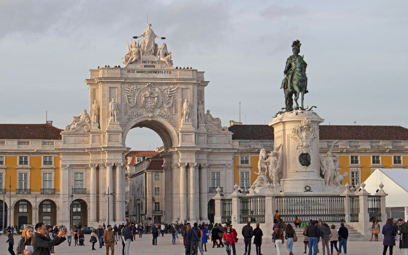 Best Time to Apply for a Portugal Visa to Avoid Delays