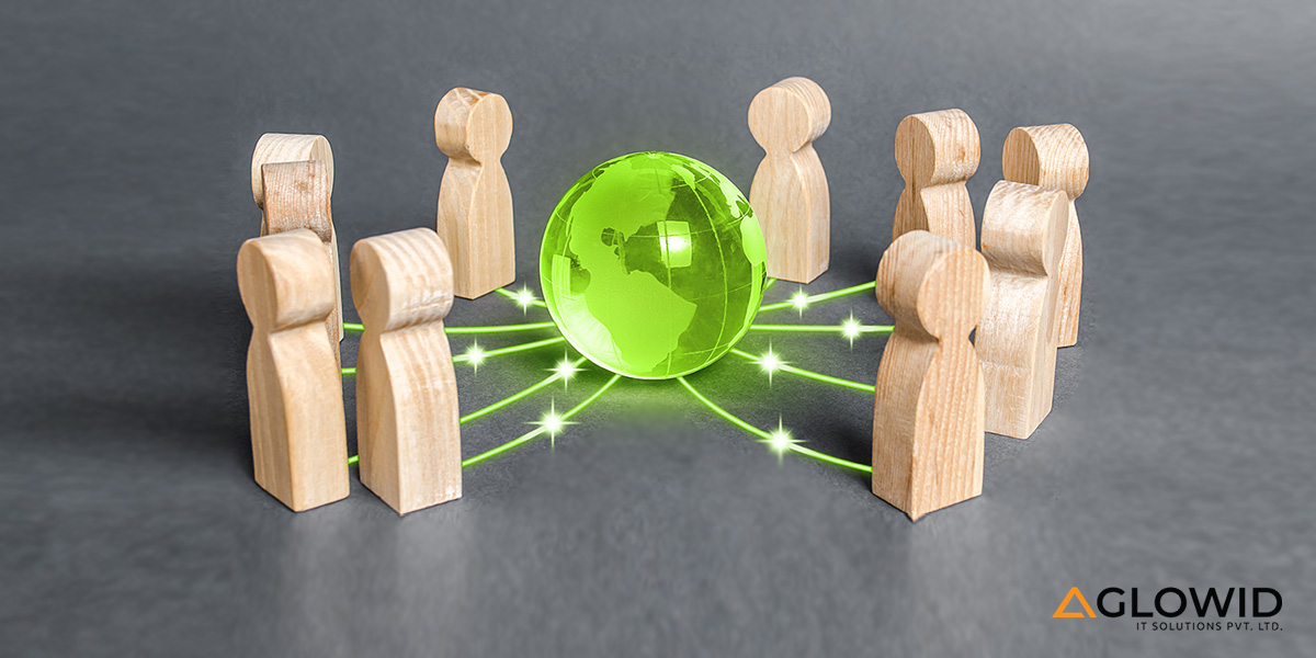 What are key concerns when considering to outsource IT?