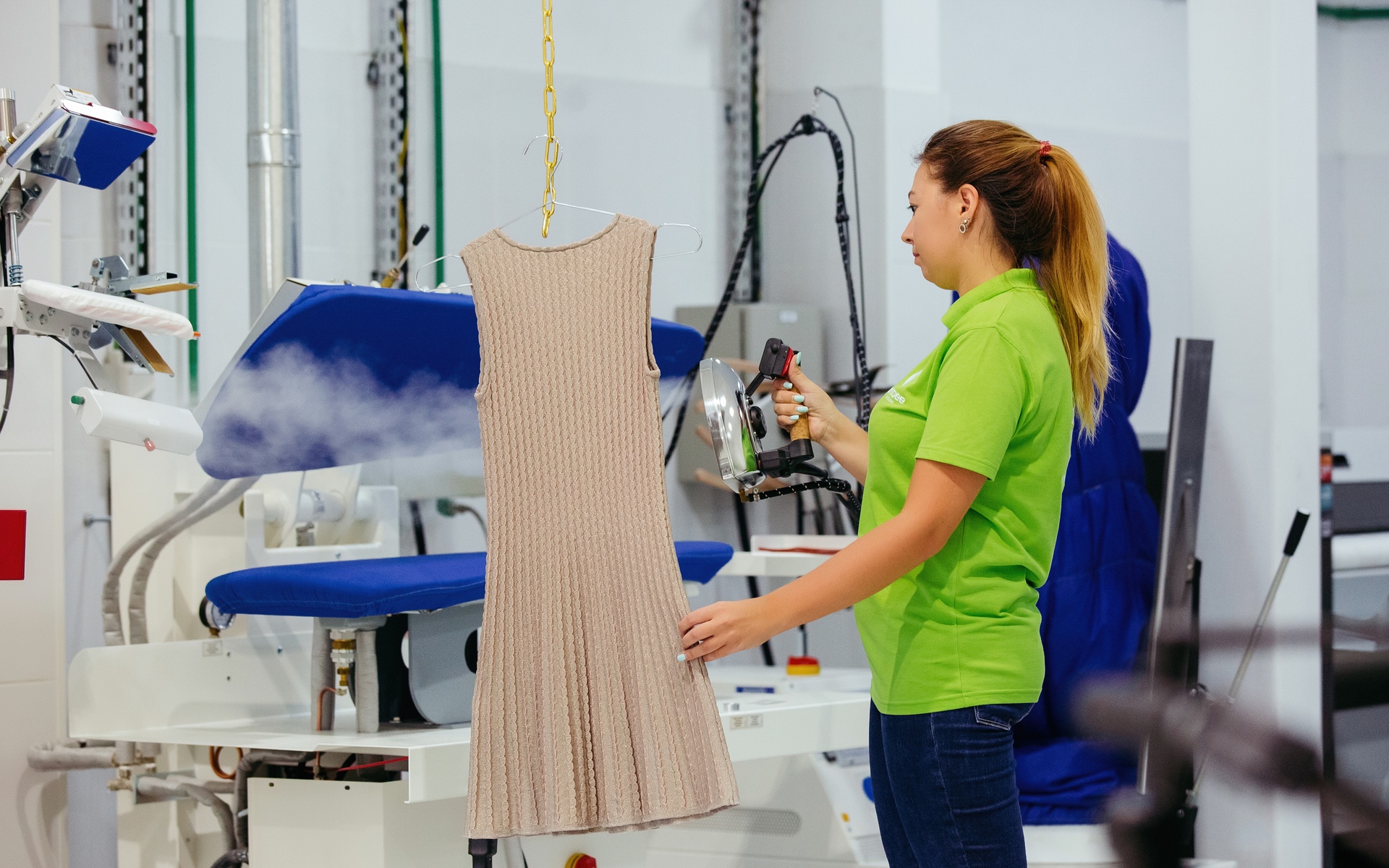 Tips for Choosing a Reliable Dry Cleaning Pickup Service