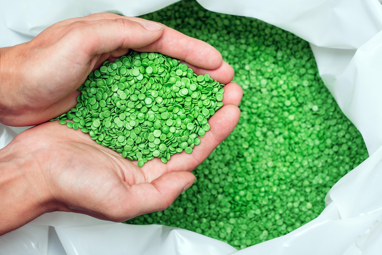 Sustainability and the Green Polymer Market: The Shift Towards Eco-Friendly Materials