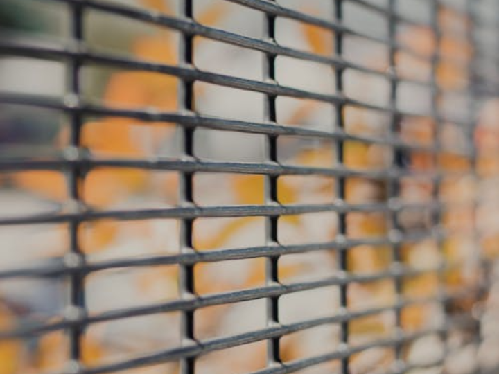 High-Security Perimeter Solutions: How 358 Mesh Fencing Protects Utilities and Energy Facilities