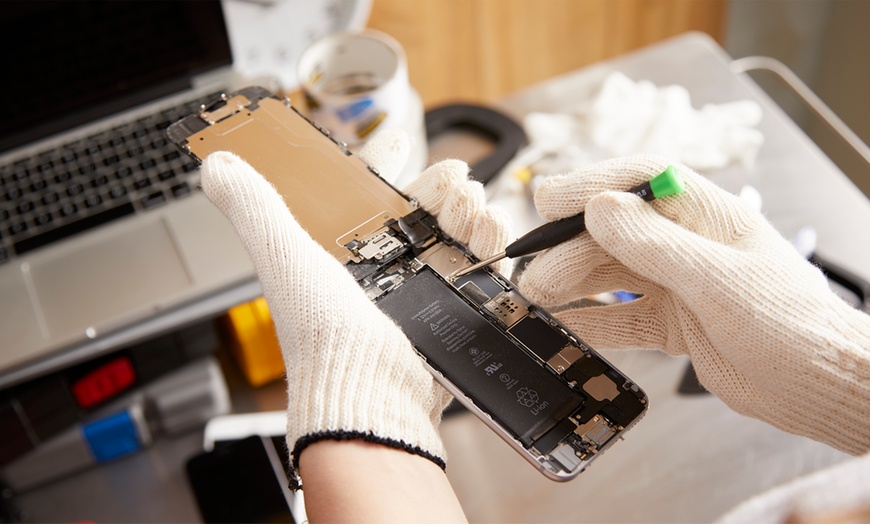 Broken Screen Repair in Garland