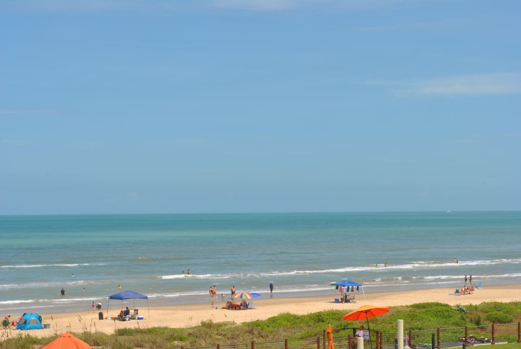 Experience Paradise with Beachfront Condo Rentals in South Padre Island