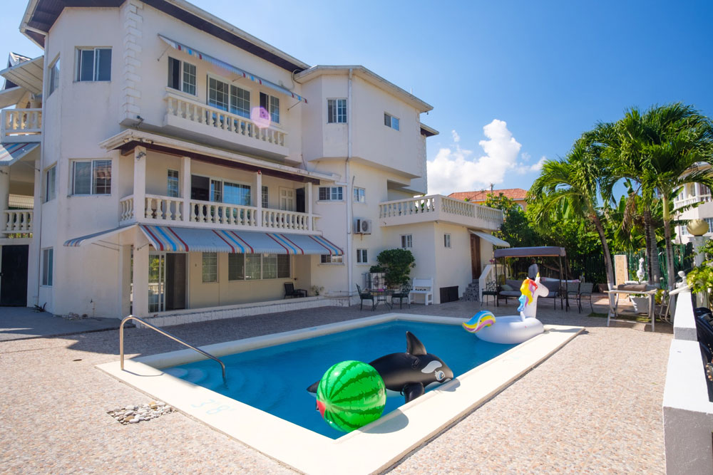Unforgettable Family Getaways: Ocho Rios Family Vacation Homes and Jamaica Beachfront Villa Rentals