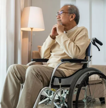Recognising Early Signs Your Loved One Needs Elderly Nursing Care