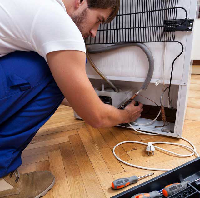 4 Effective Tips to Prevent Dust Damage To A Fridge