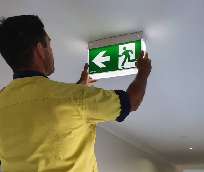 Why Hotels & Restaurants Need Reliable Emergency Lighting?