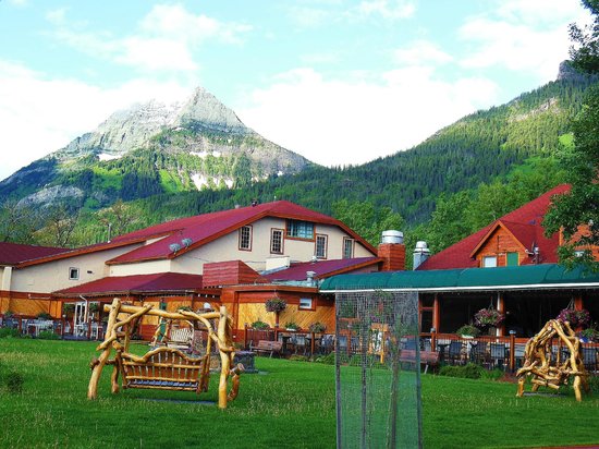 Choose the best Waterton hotel for Holidays