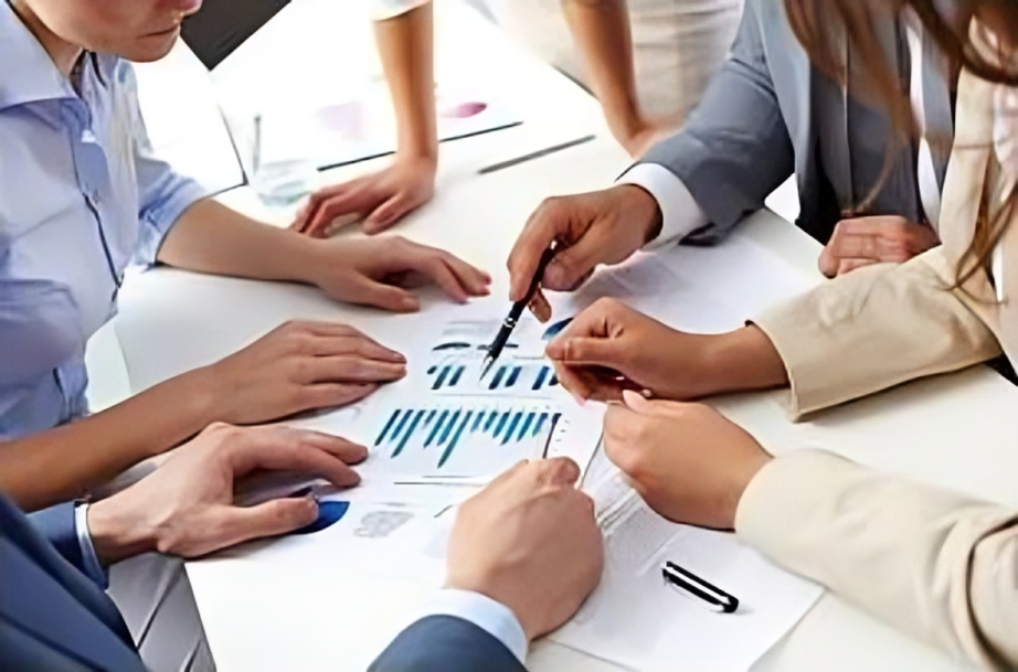 Top Reasons to Choose PEO Employee Leasing Services for Your Business