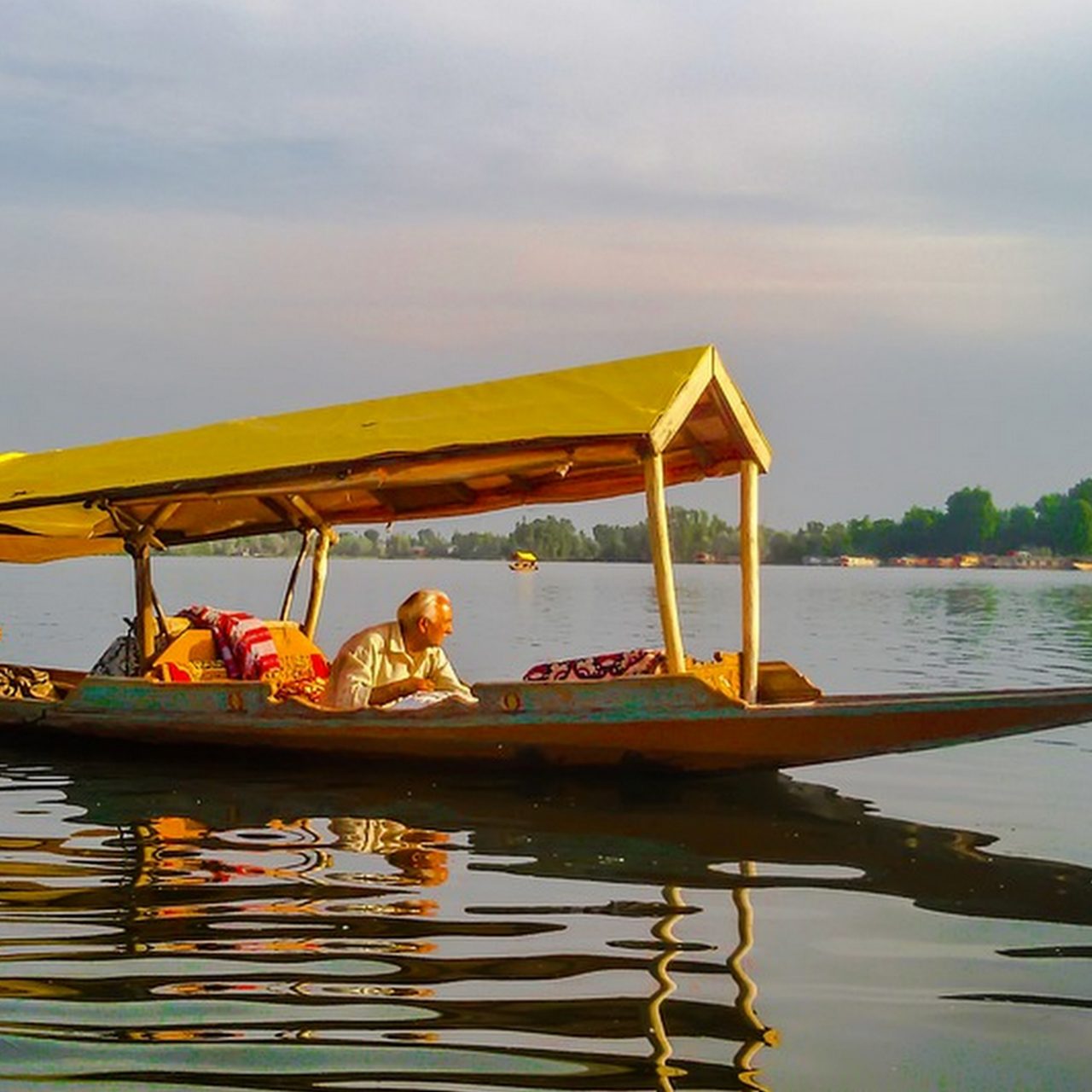 Explore India's Most Hot And Happening Destination Kerala With Kerala Tour Packages