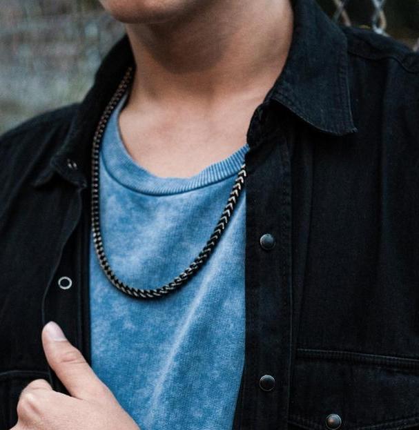 Gold ID Bracelets - Perfect for Fashionable and Stylish Men