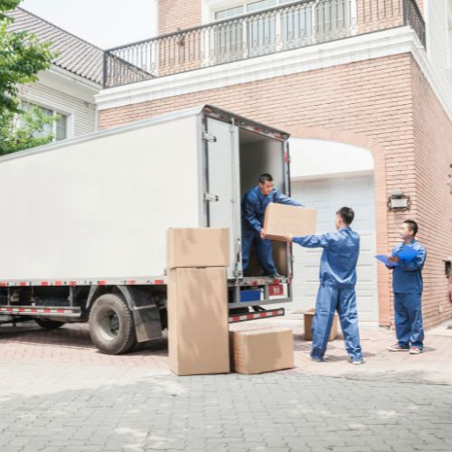 Expert Advice on Choosing Movers in Dubai