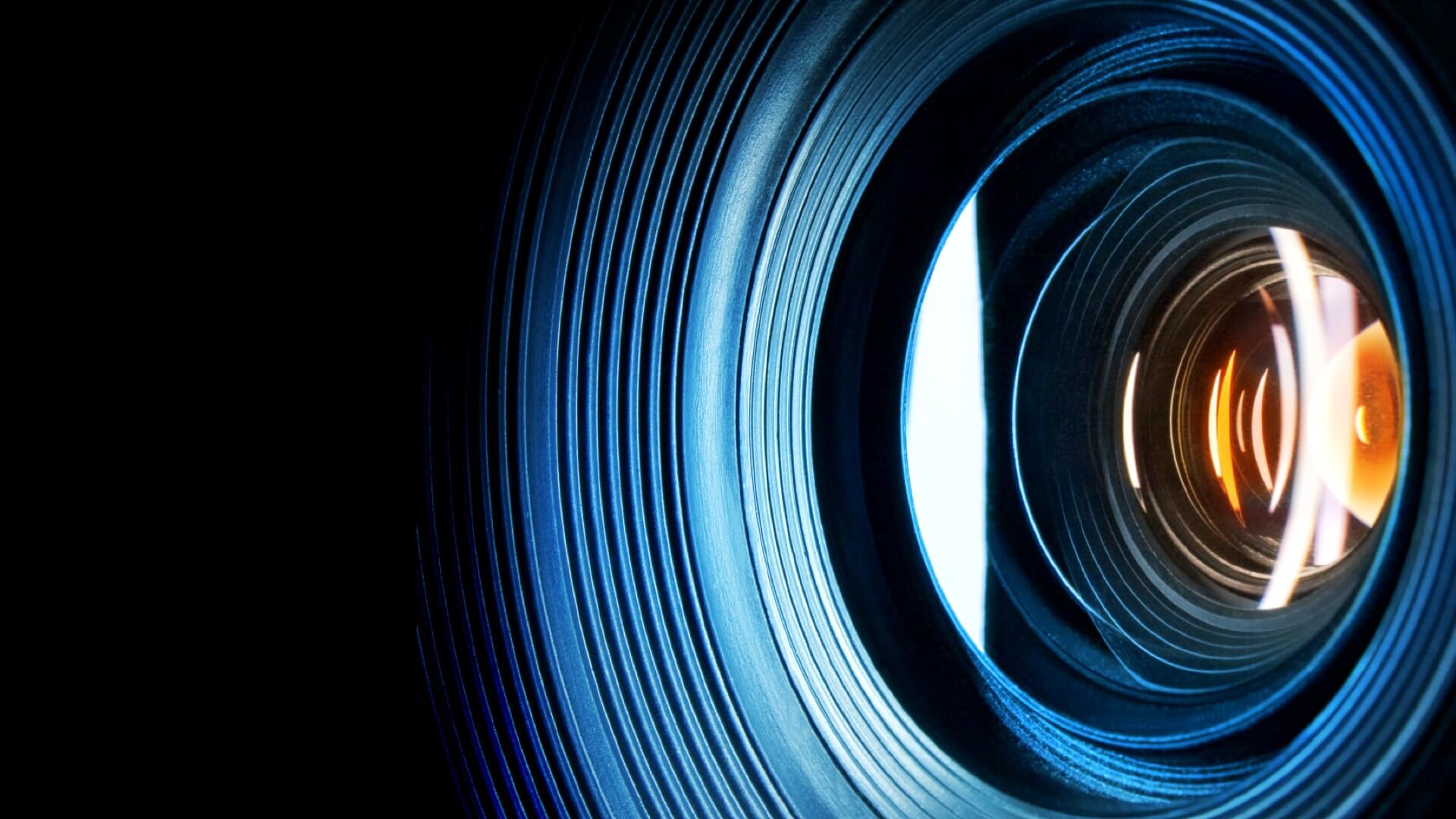 How to decipher a lens: all its secrets