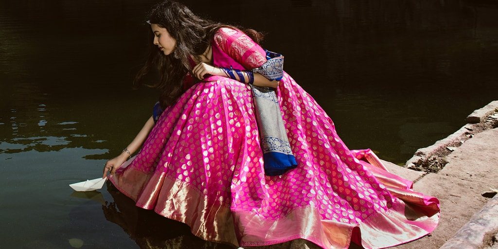 Why Every Indian Women Choose Designer Saree?