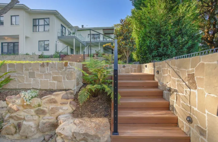 Why Choose Natural Stone Wall Claddings for Your Next Renovation