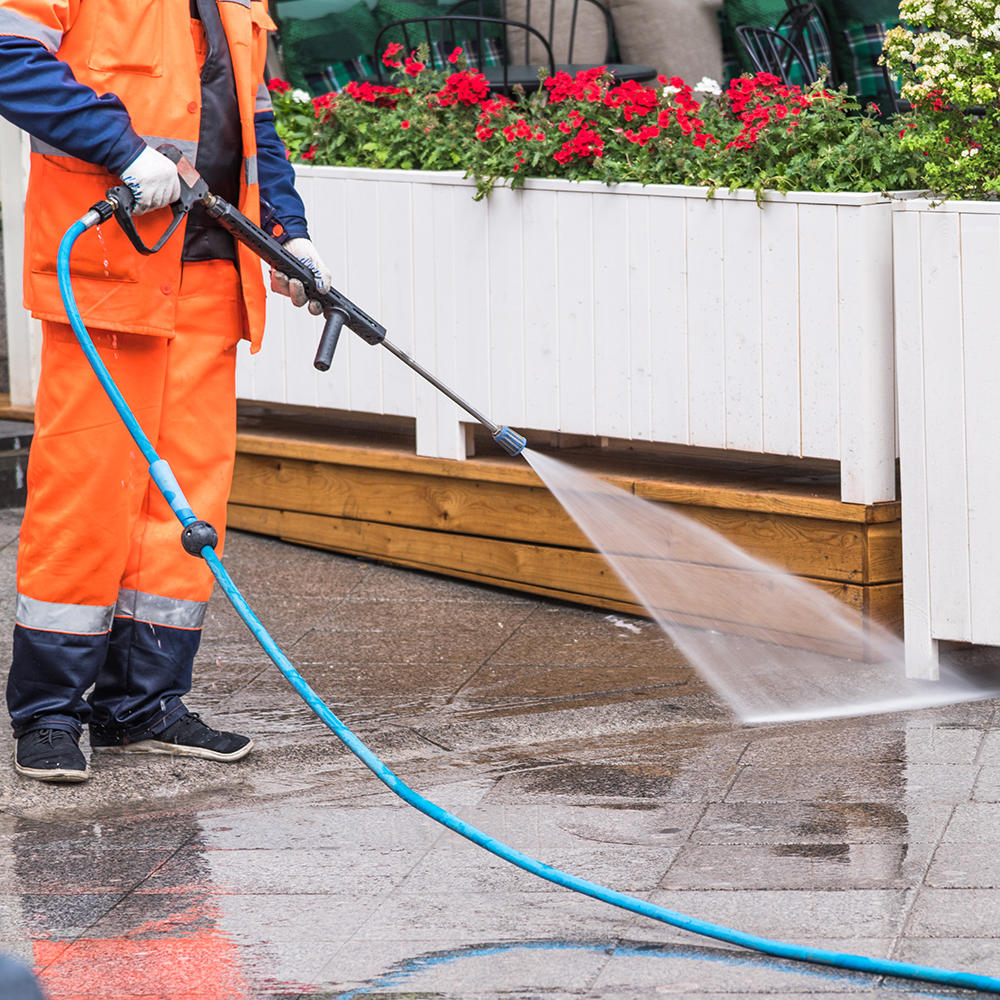 Pressure Washing Services in Saratoga