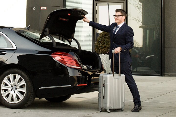 Executive Car Service in Huntington