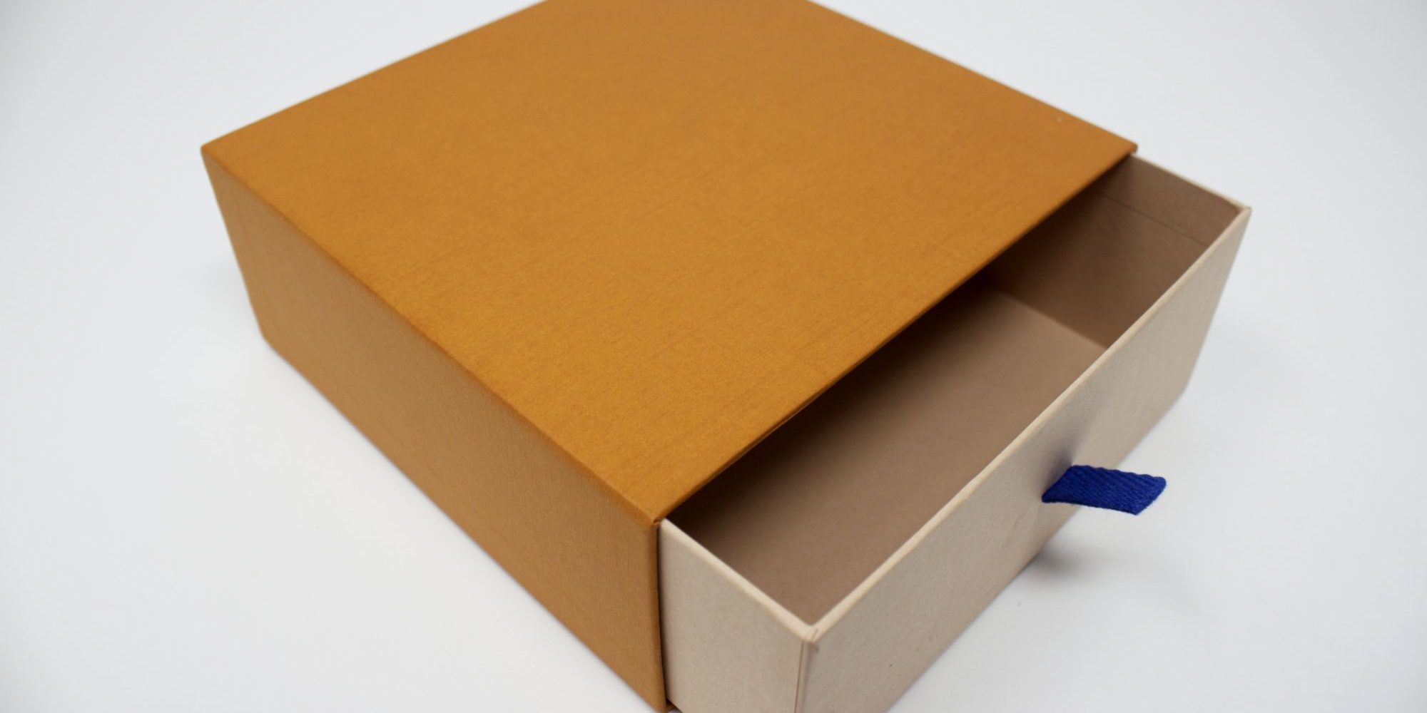Customize Rigid Boxes to Match Your Brand Style Story and Identity