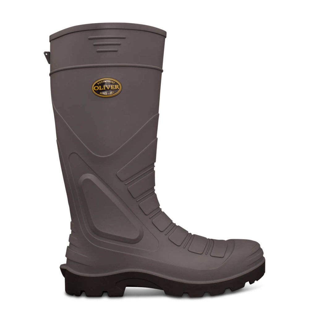Ankle-Length vs. Knee-High Gumboots: Which is Best?