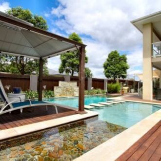A Perfect Pool Contractor will Deliver Well Designed Swimming Pool