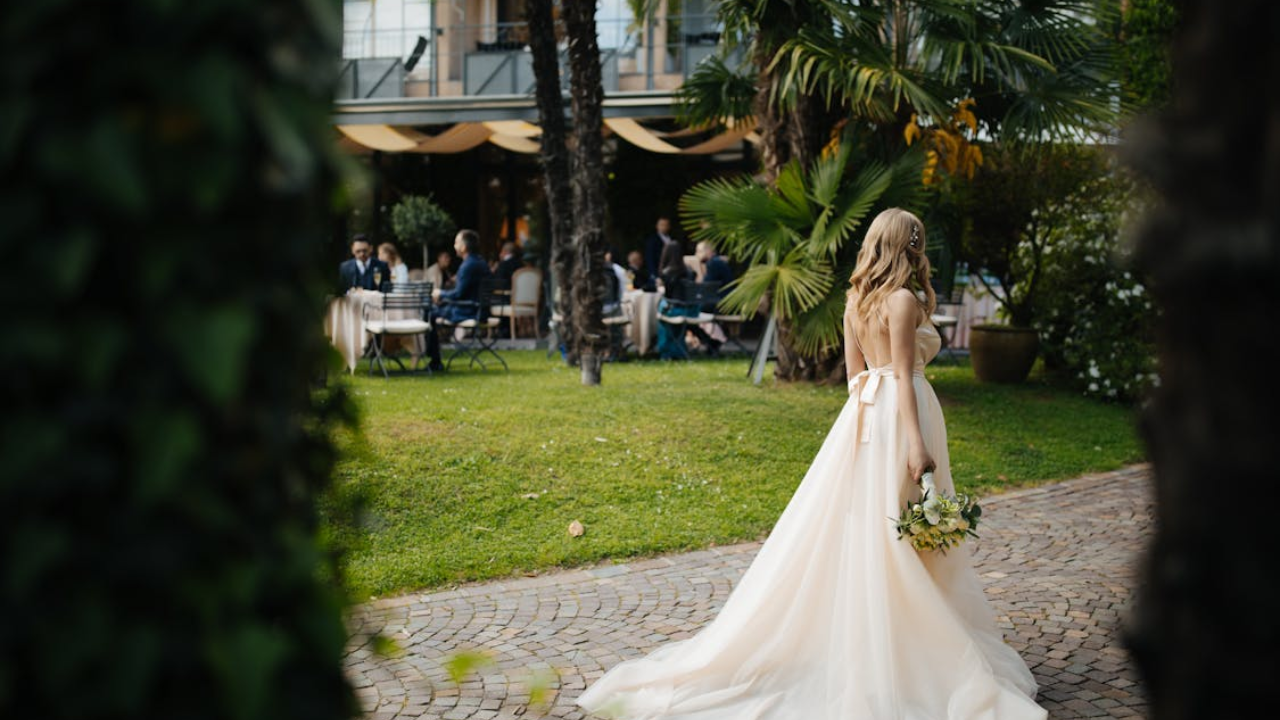 When Should You Book Wedding Dress Dry Cleaning After the D-Day?