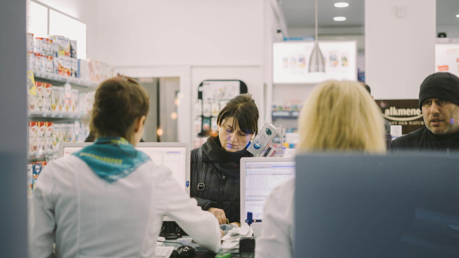 How to Land a High-Paying Pharmacy Job