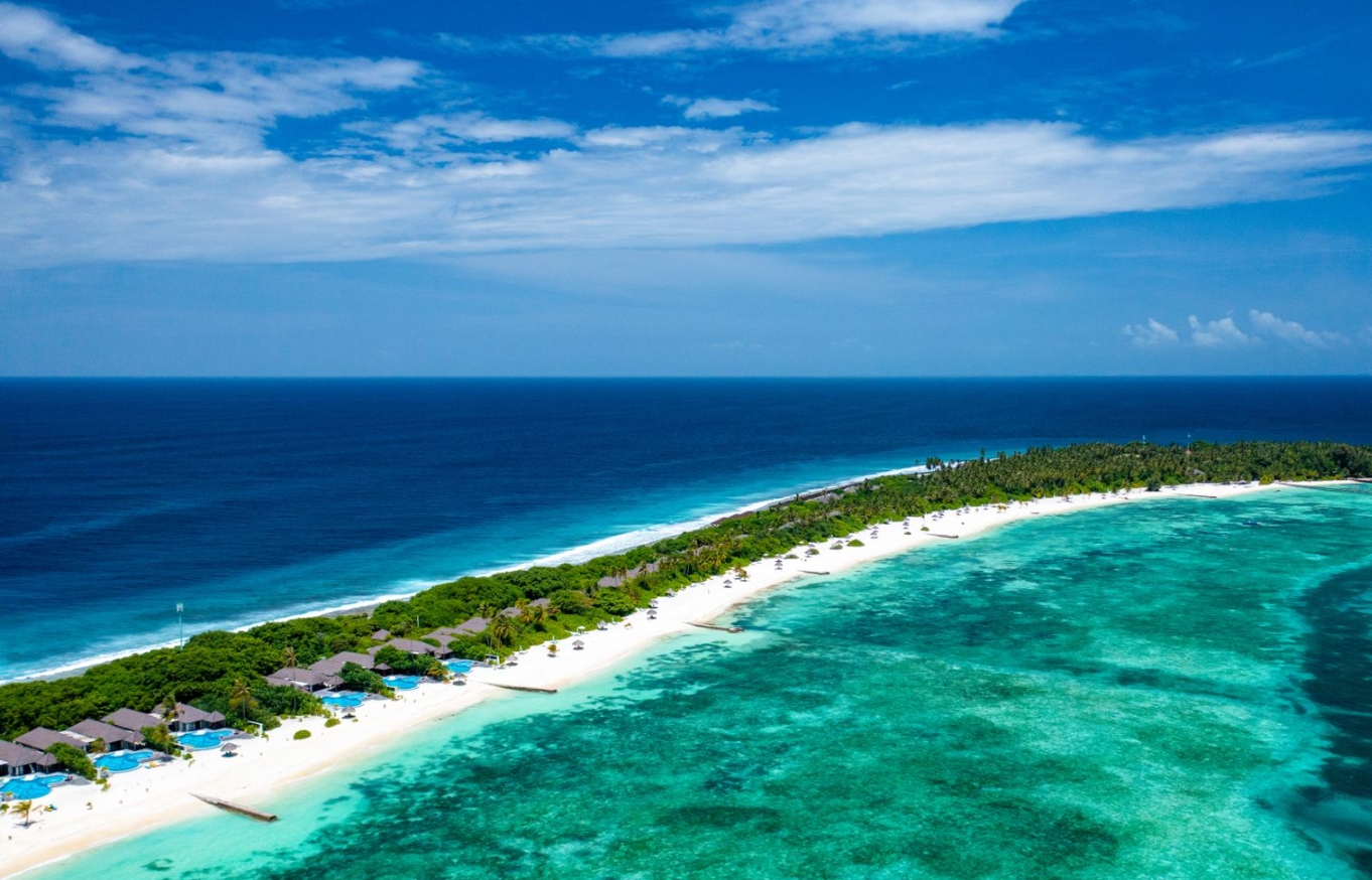 Maldives Overwater Villas: An Epitome of Luxury and Serenity