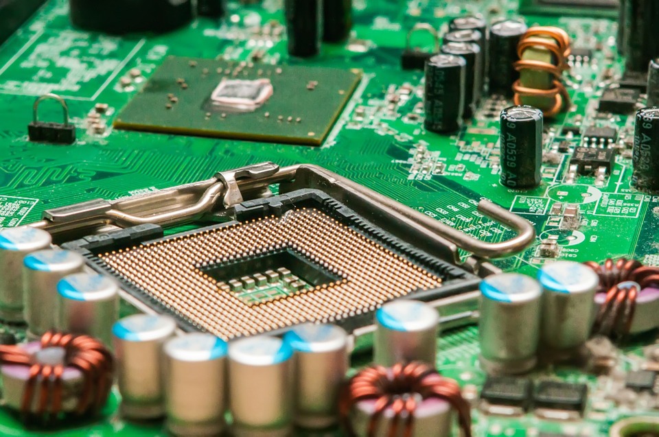 Electronics And Appliance Stores Market Size, Share, Growth And Trends