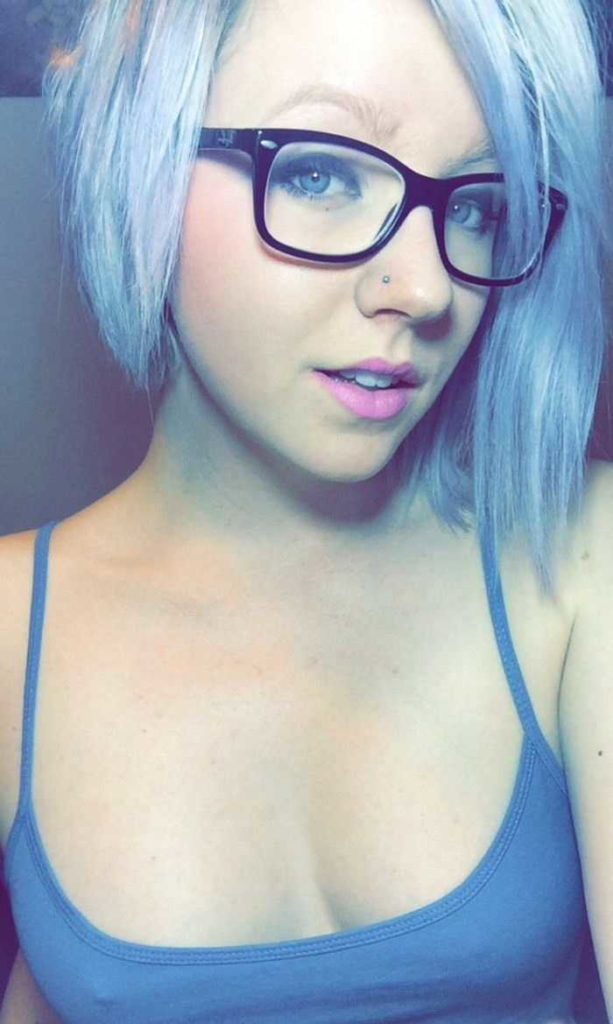 5 star service with an ebony beauty