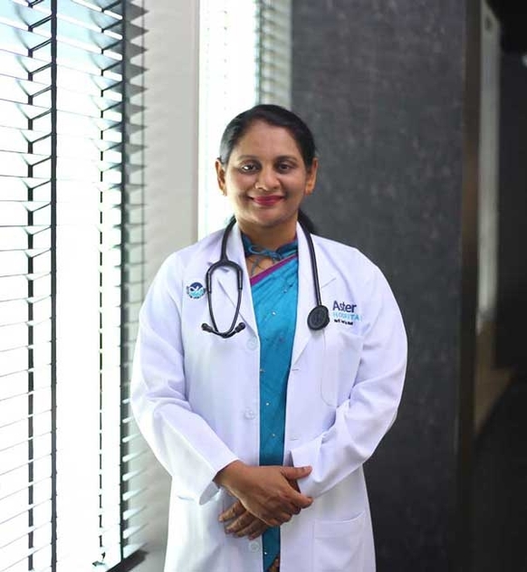 Book an Appointment Dr.Safeena Anas Best Gynecologist in Dubai
