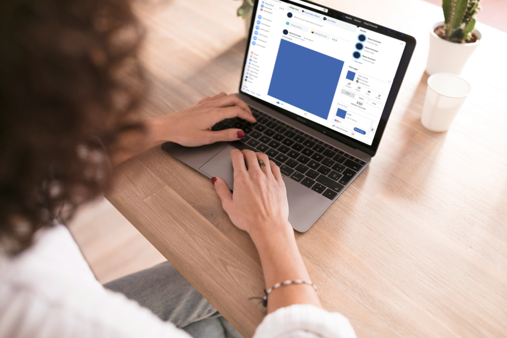 How Do Marketers Use LinkedIn Ads to Get Enterprise Clients? 