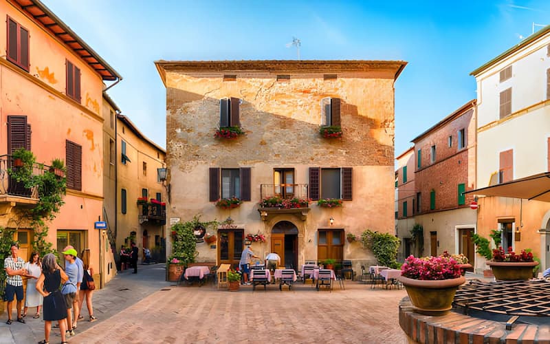 Solo Travel in Italy: Safe and Scenic Destinations