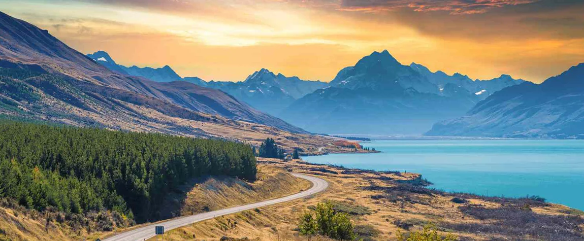 Best Lakes in New Zealand for Stunning Views