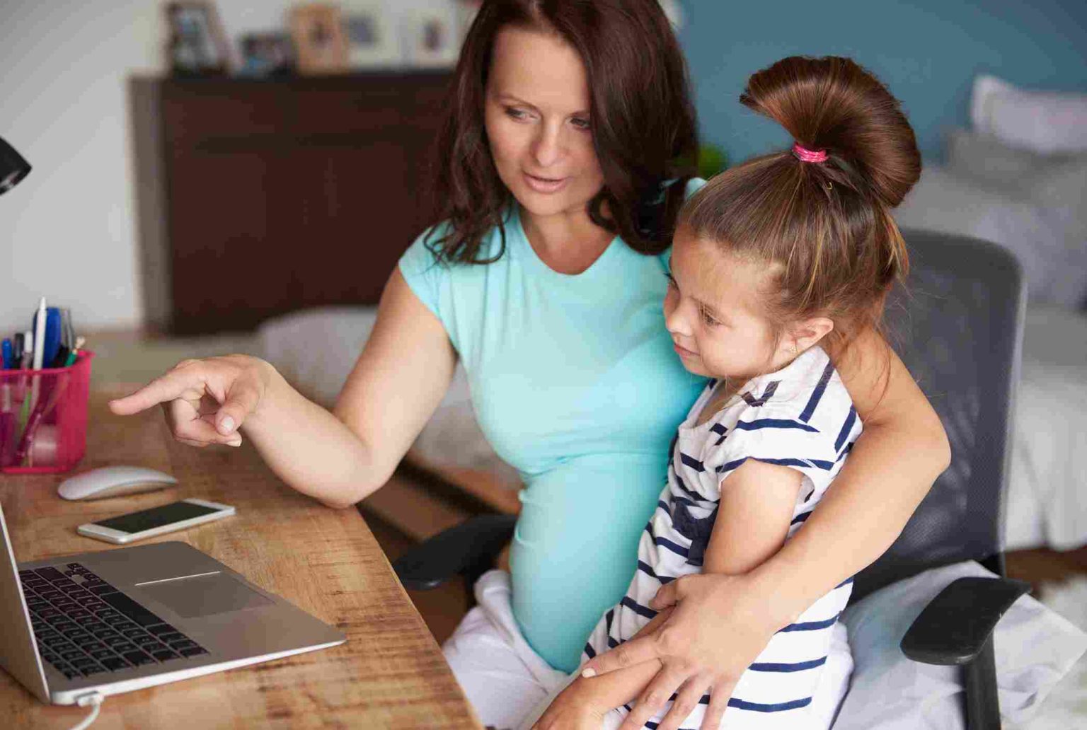 Is There Help for Single Mothers in Florida? Top Community Resources